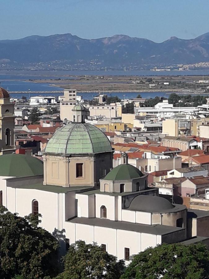 Via San Giacomo 10 كالياري المظهر الخارجي الصورة