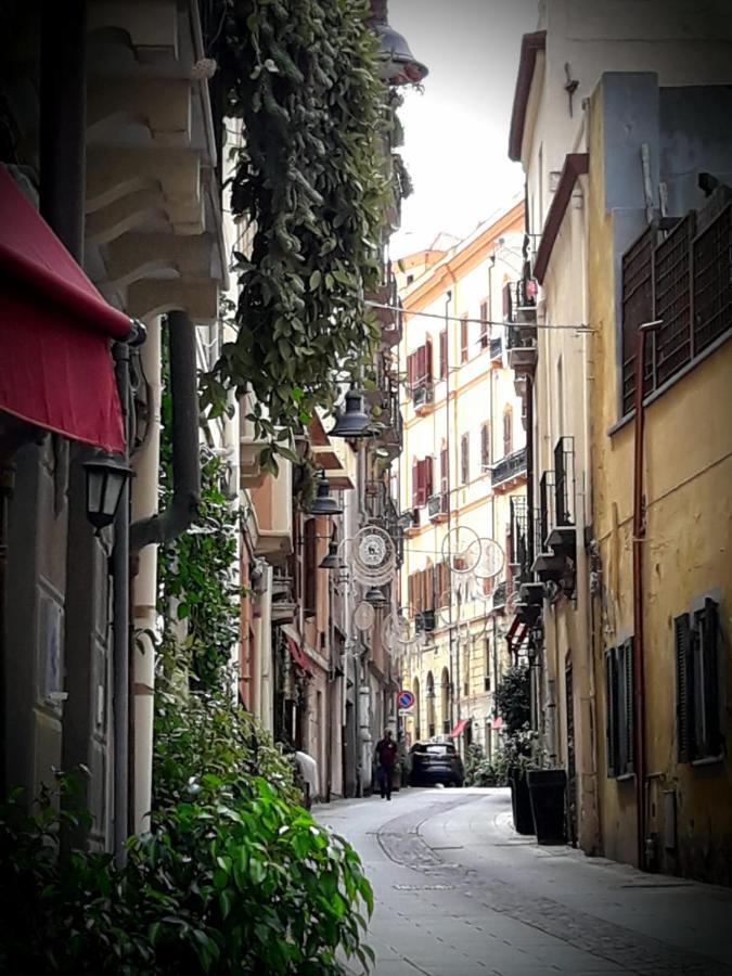 Via San Giacomo 10 كالياري المظهر الخارجي الصورة